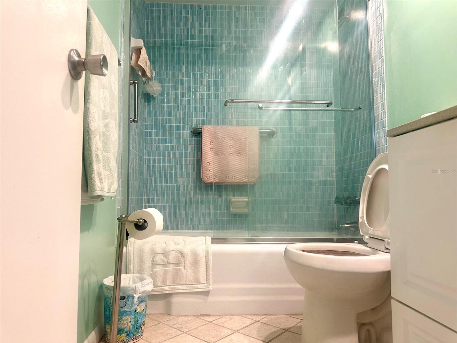 2800 N Atlantic Ave #811 Property Photo 18