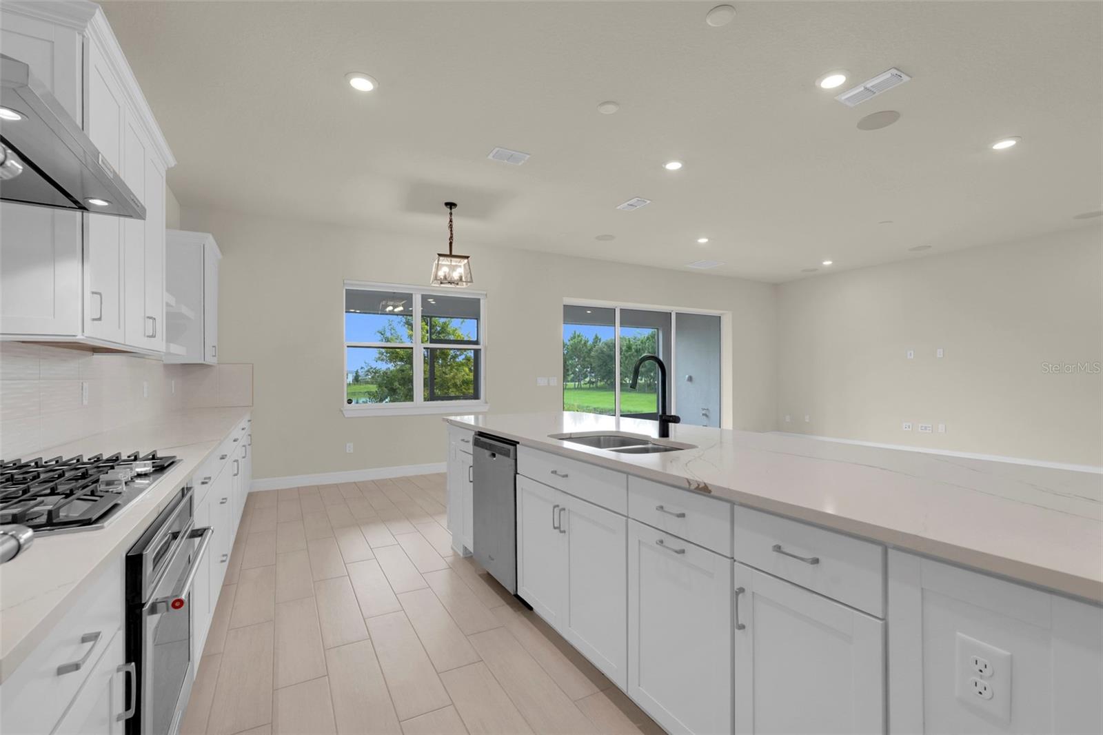 13485 Panama Beach Ct Property Photo 12