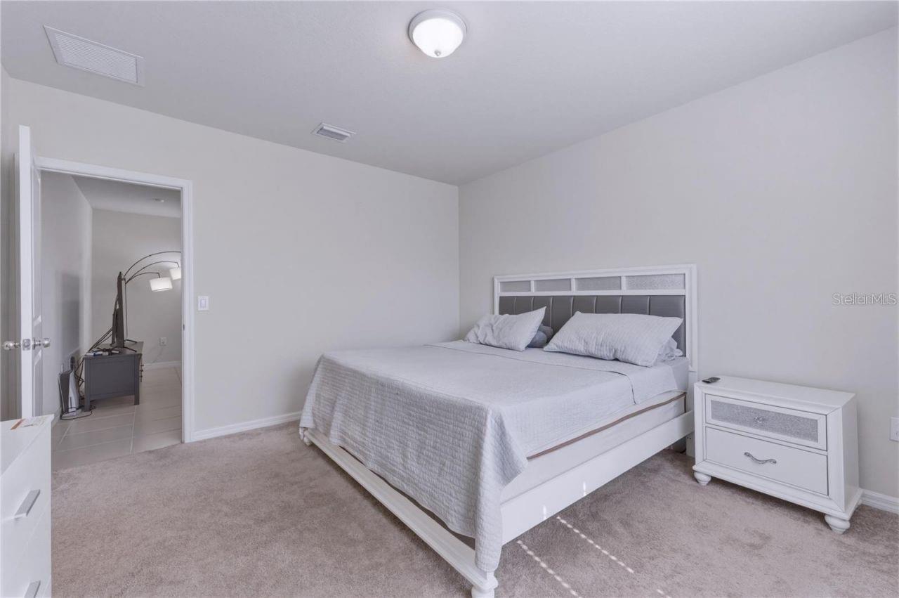 3535 Weaver Way Property Photo 13