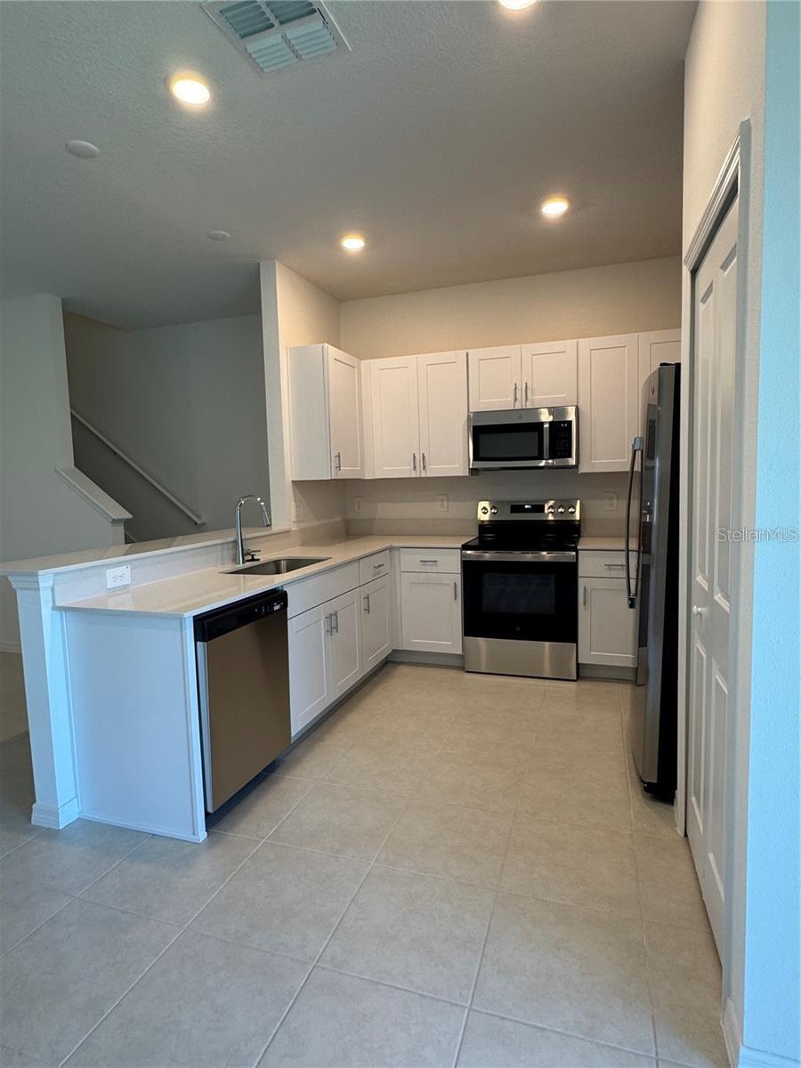10911 65th Ter E Property Photo 5