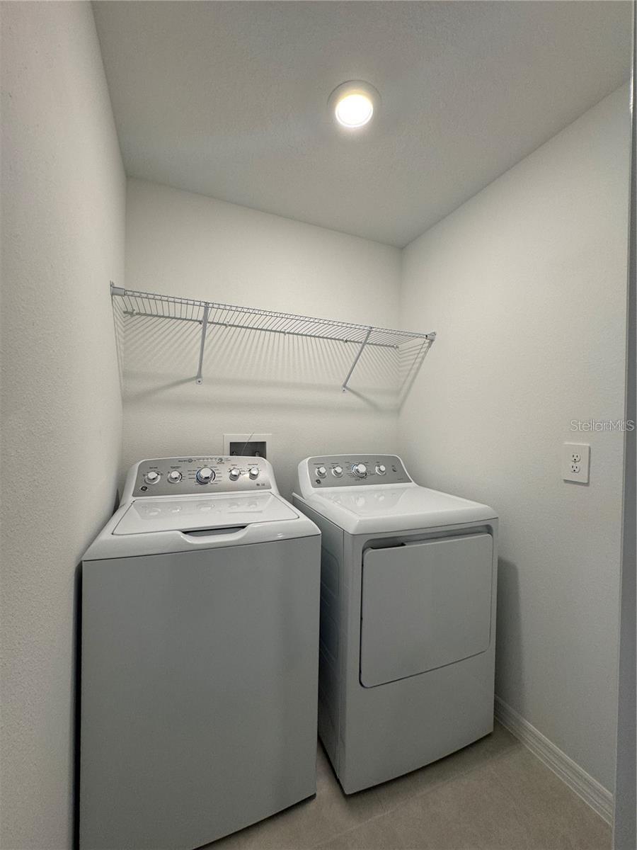 10911 65th Ter E Property Photo 13