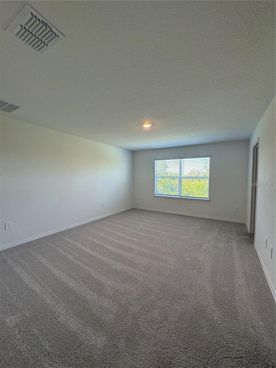 10911 65th Ter E Property Photo 14