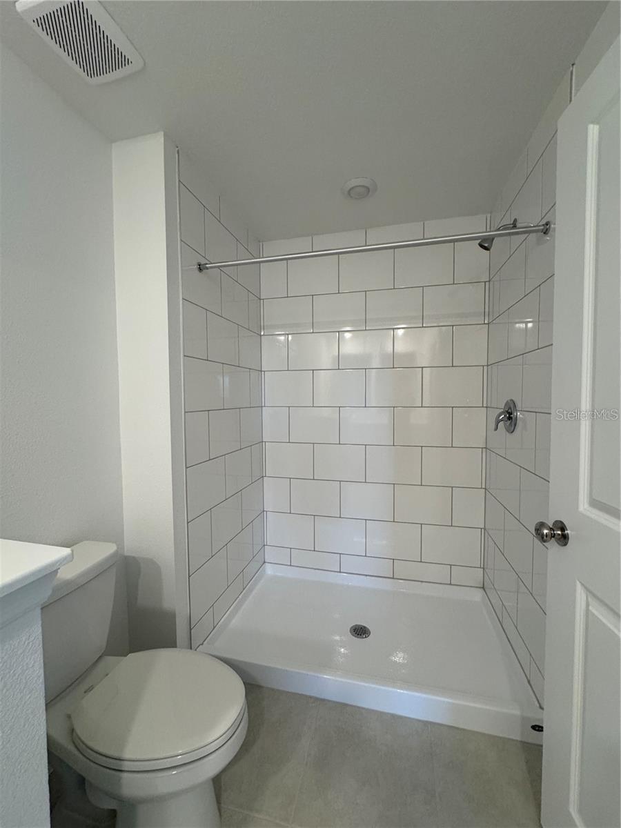 10911 65th Ter E Property Photo 18