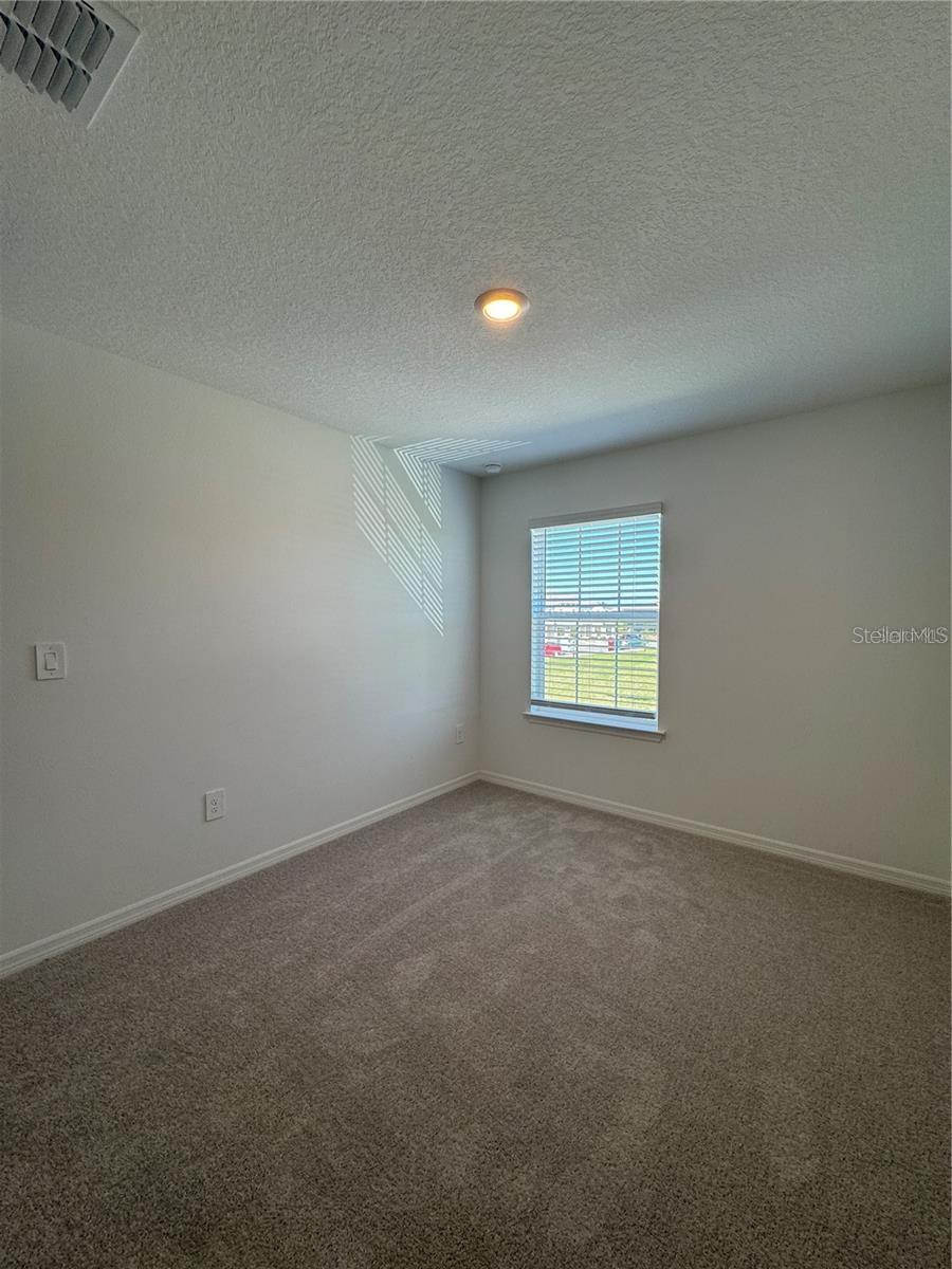 10911 65th Ter E Property Photo 19