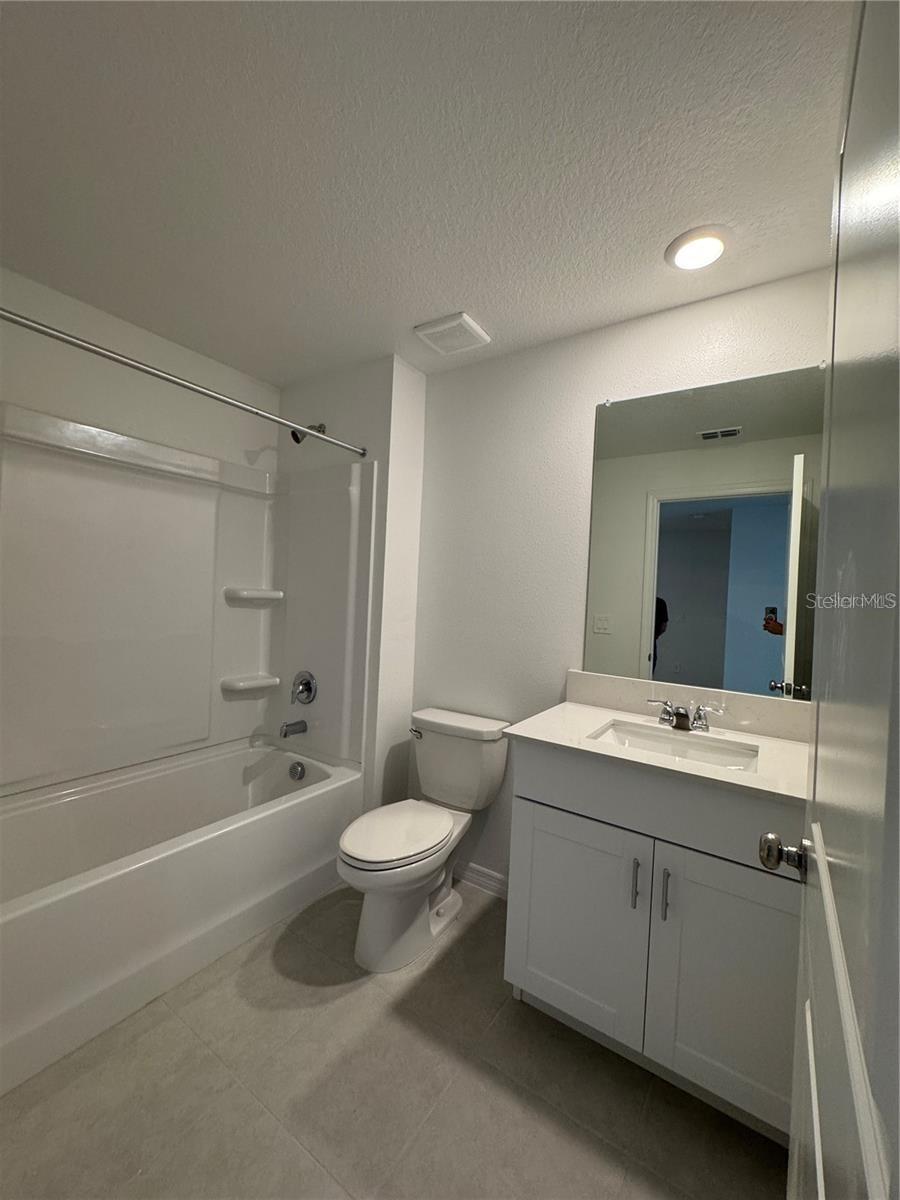 10911 65th Ter E Property Photo 21