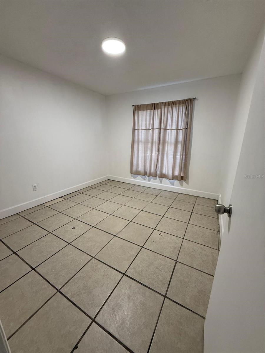 641 Conroy St Property Photo 7