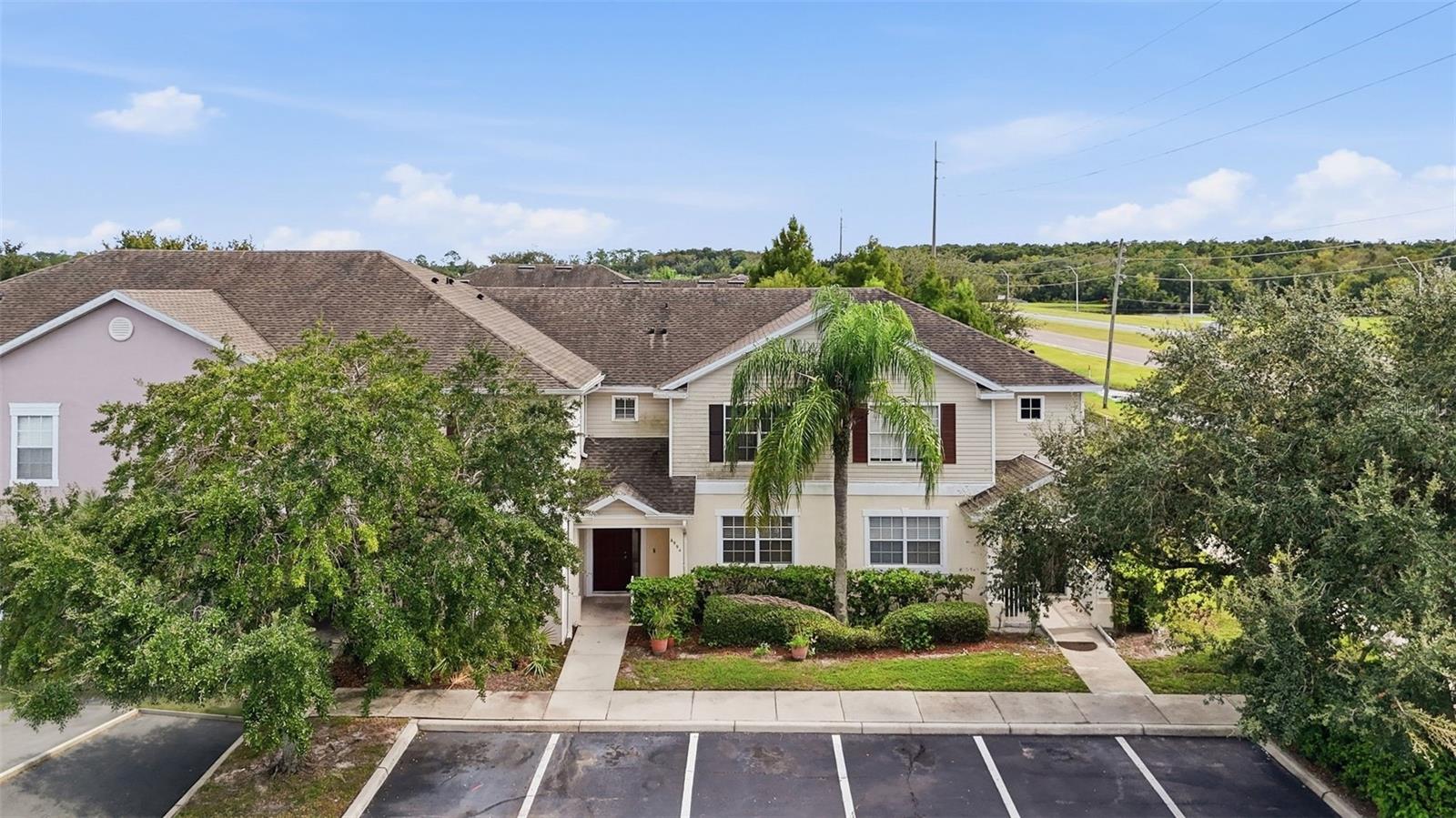 4994 Town Ter N Property Photo 4