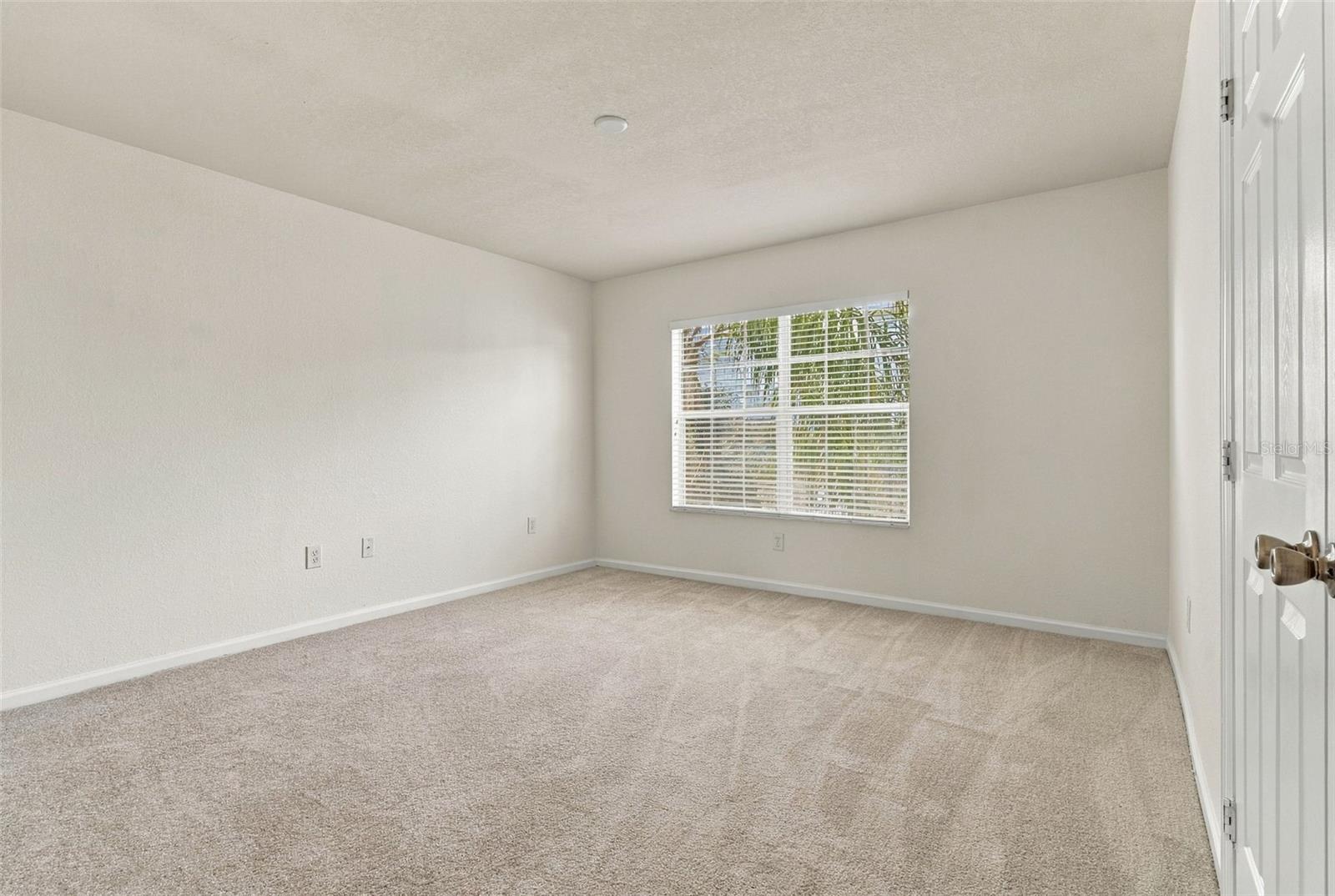 4994 Town Ter N Property Photo 18