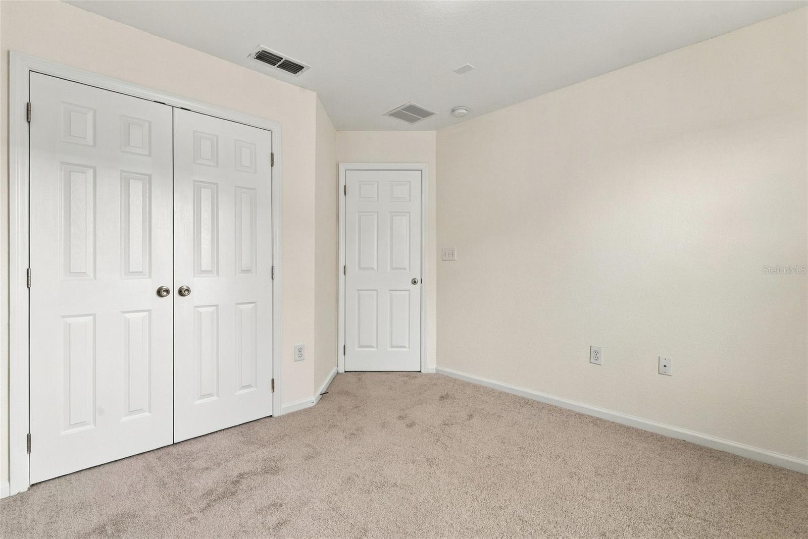 4994 Town Ter N Property Photo 25