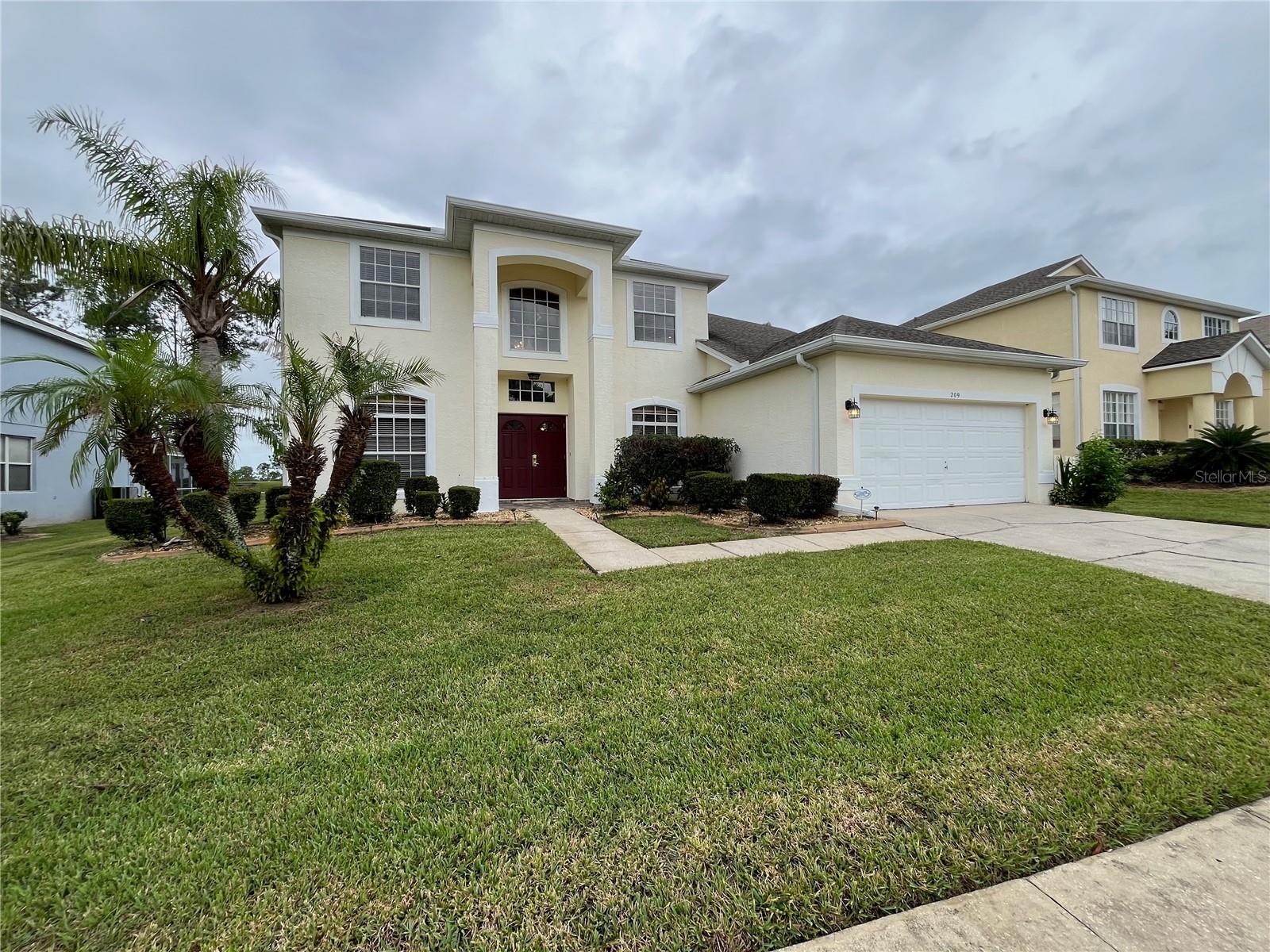 209 N Hampton Dr Property Photo 1