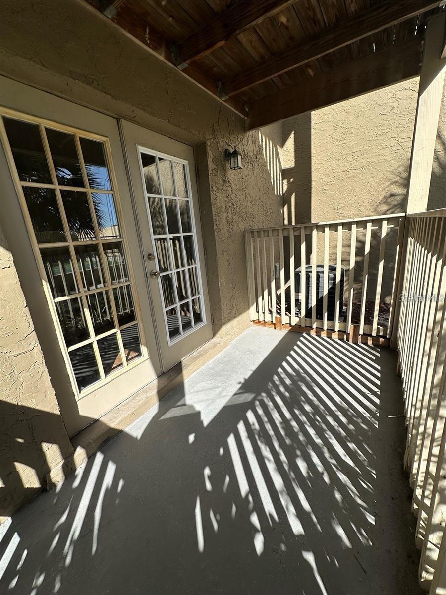 435 Wymore Rd #106 Property Photo 12