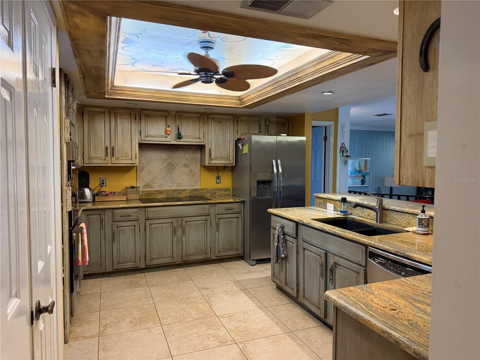 1114 Wald Rd Property Photo 4