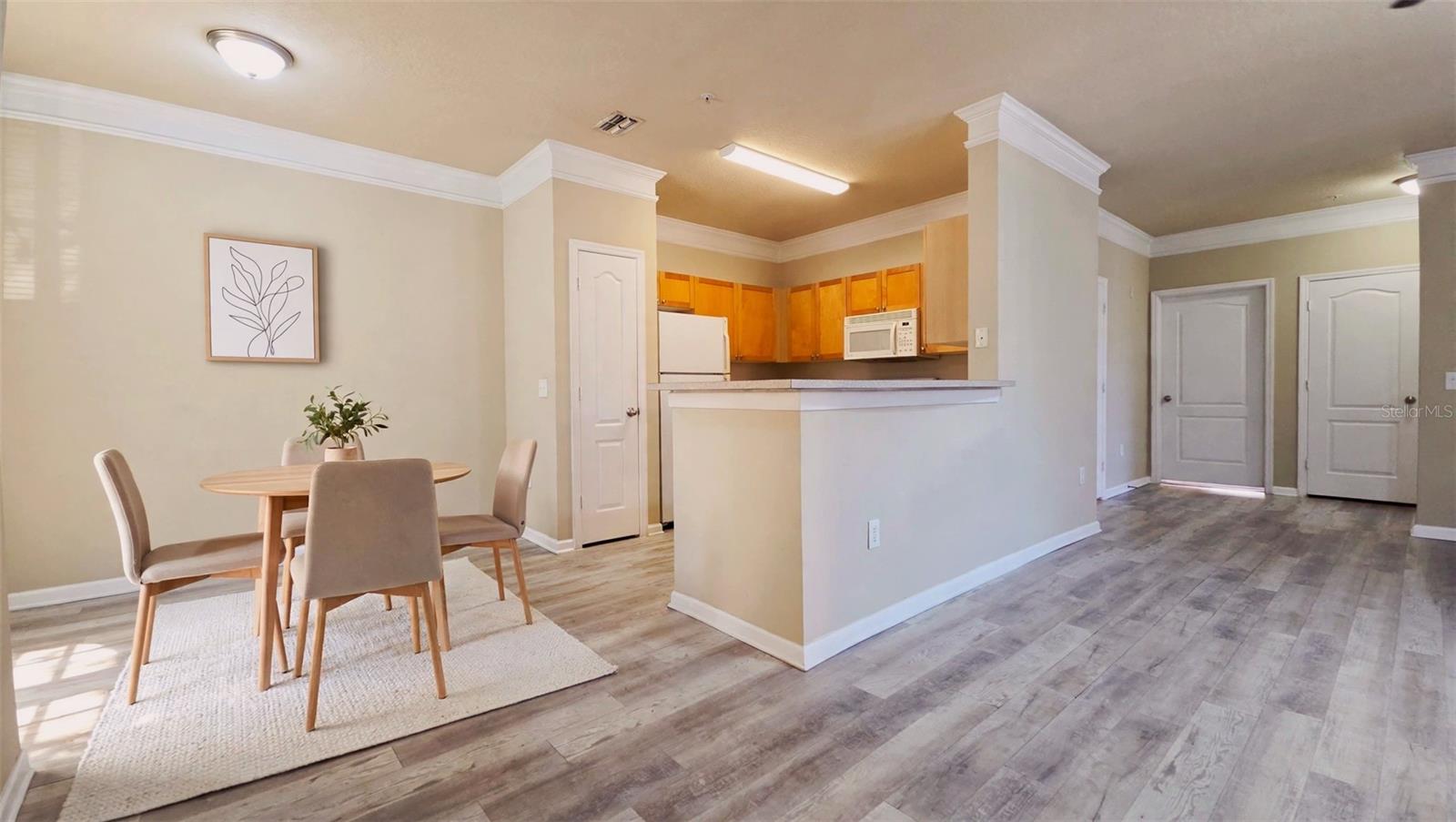 8848 Villa View Cir #206 Property Photo 5