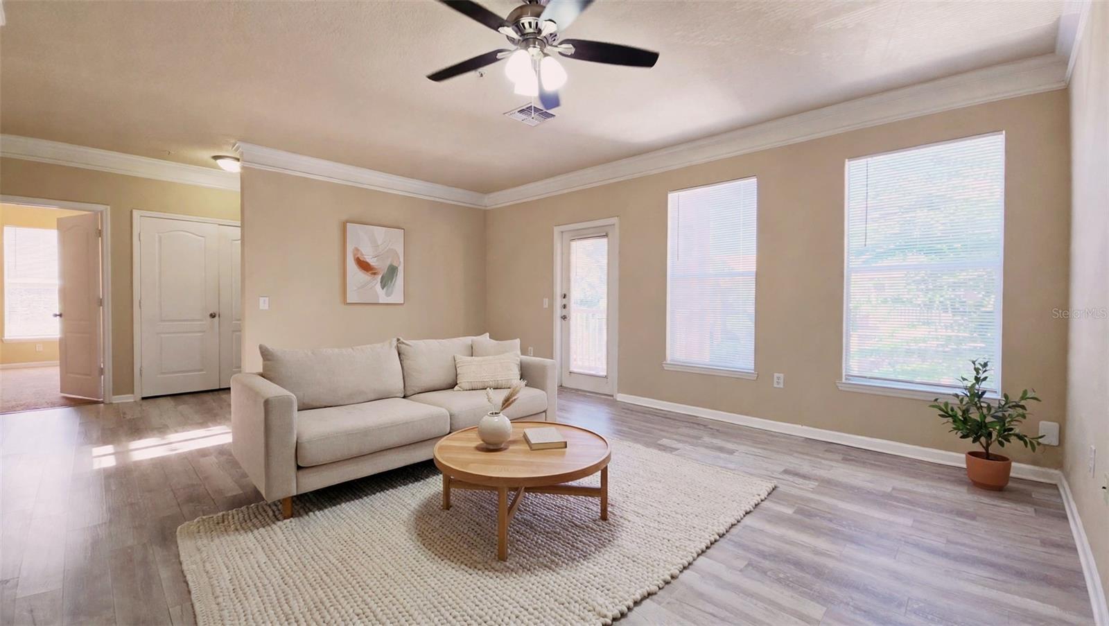 8848 Villa View Cir #206 Property Photo 6