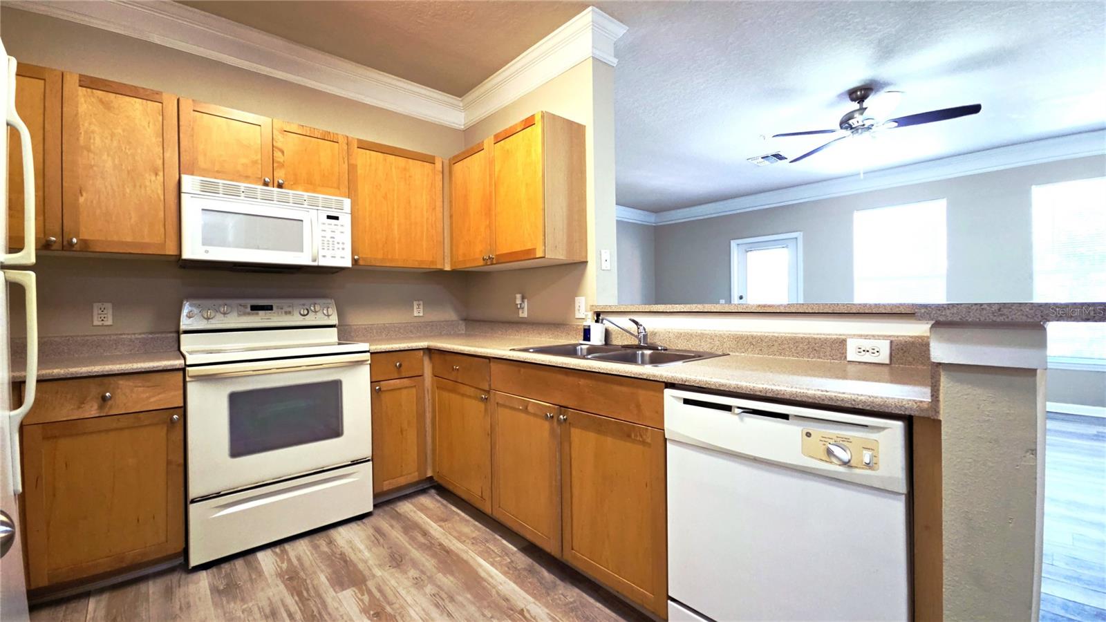 8848 Villa View Cir #206 Property Photo 11