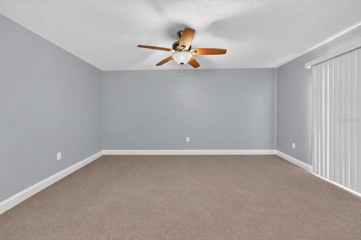 O6446627 Property Photo 12