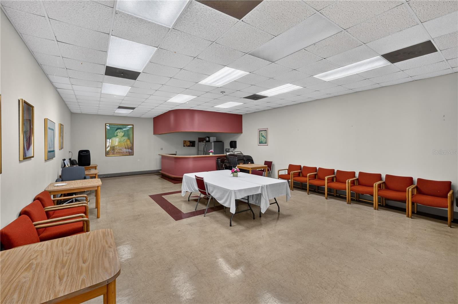 O6446627 Property Photo 25