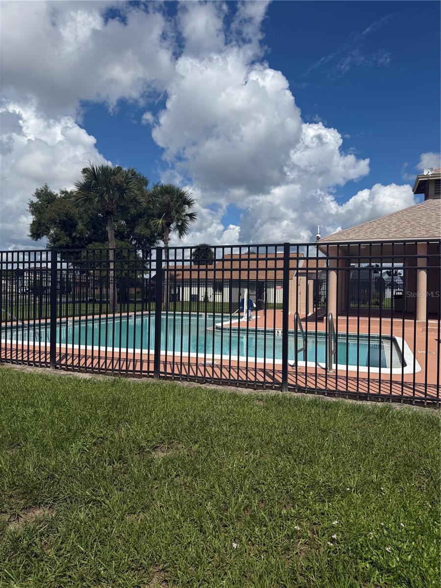 2616 Montego Bay Blvd Property Photo 24