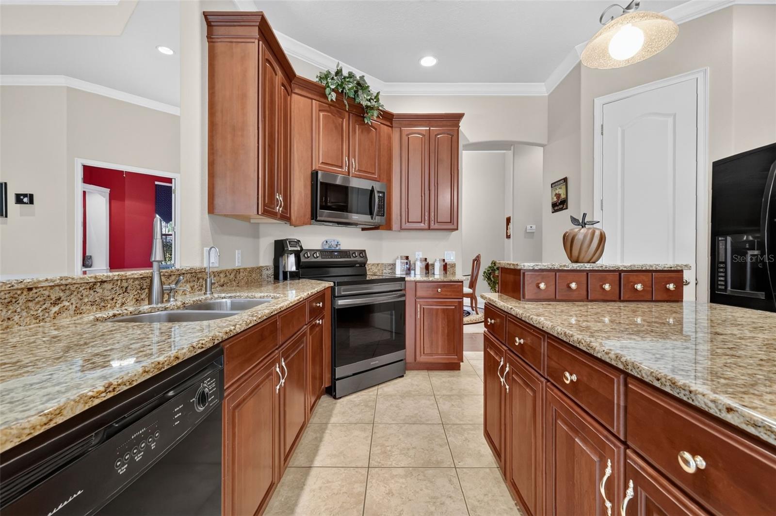 6053 Spinnaker Loop Property Photo 28