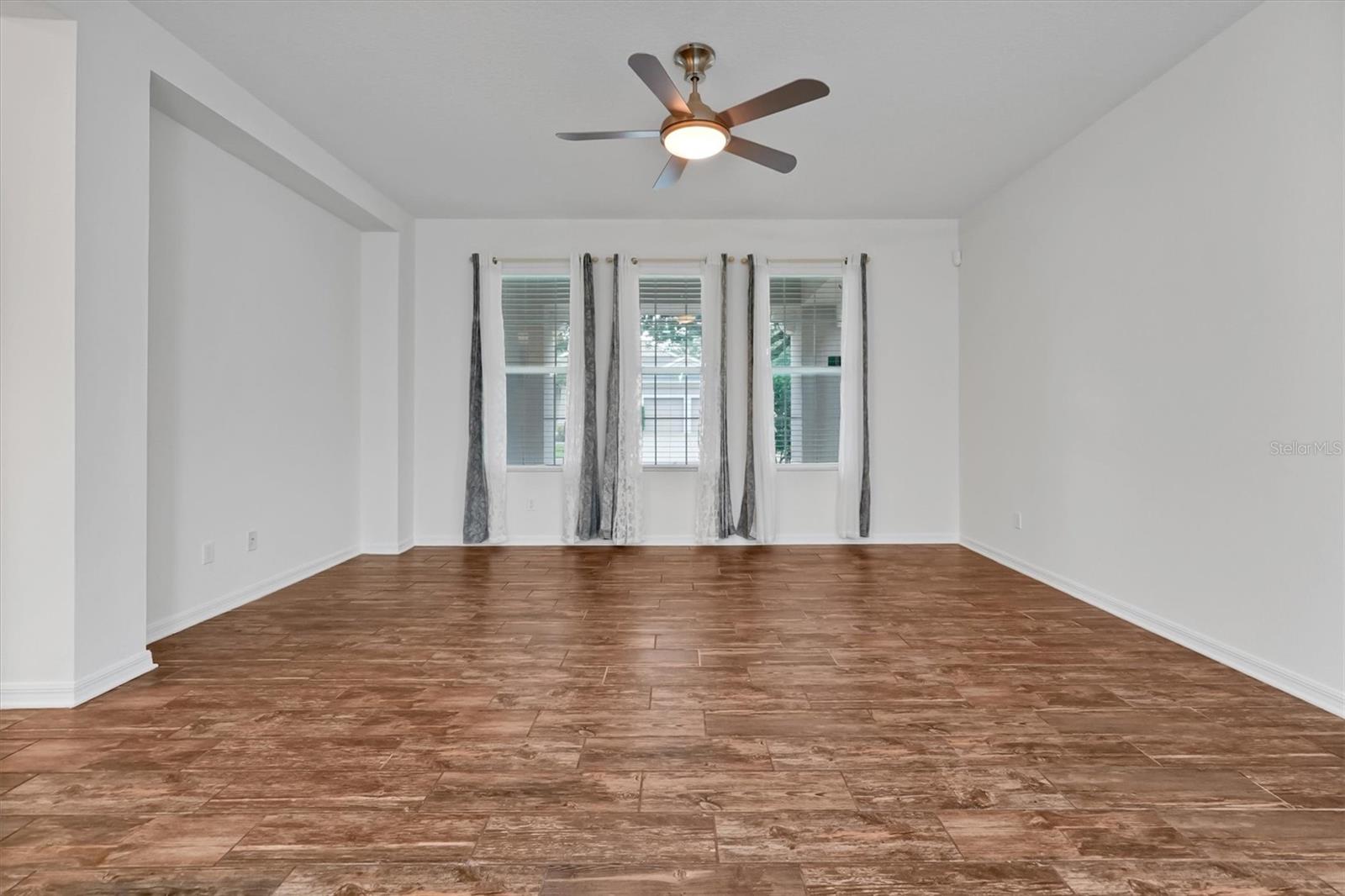 14699 Magnolia Ridge Loop Property Photo 6