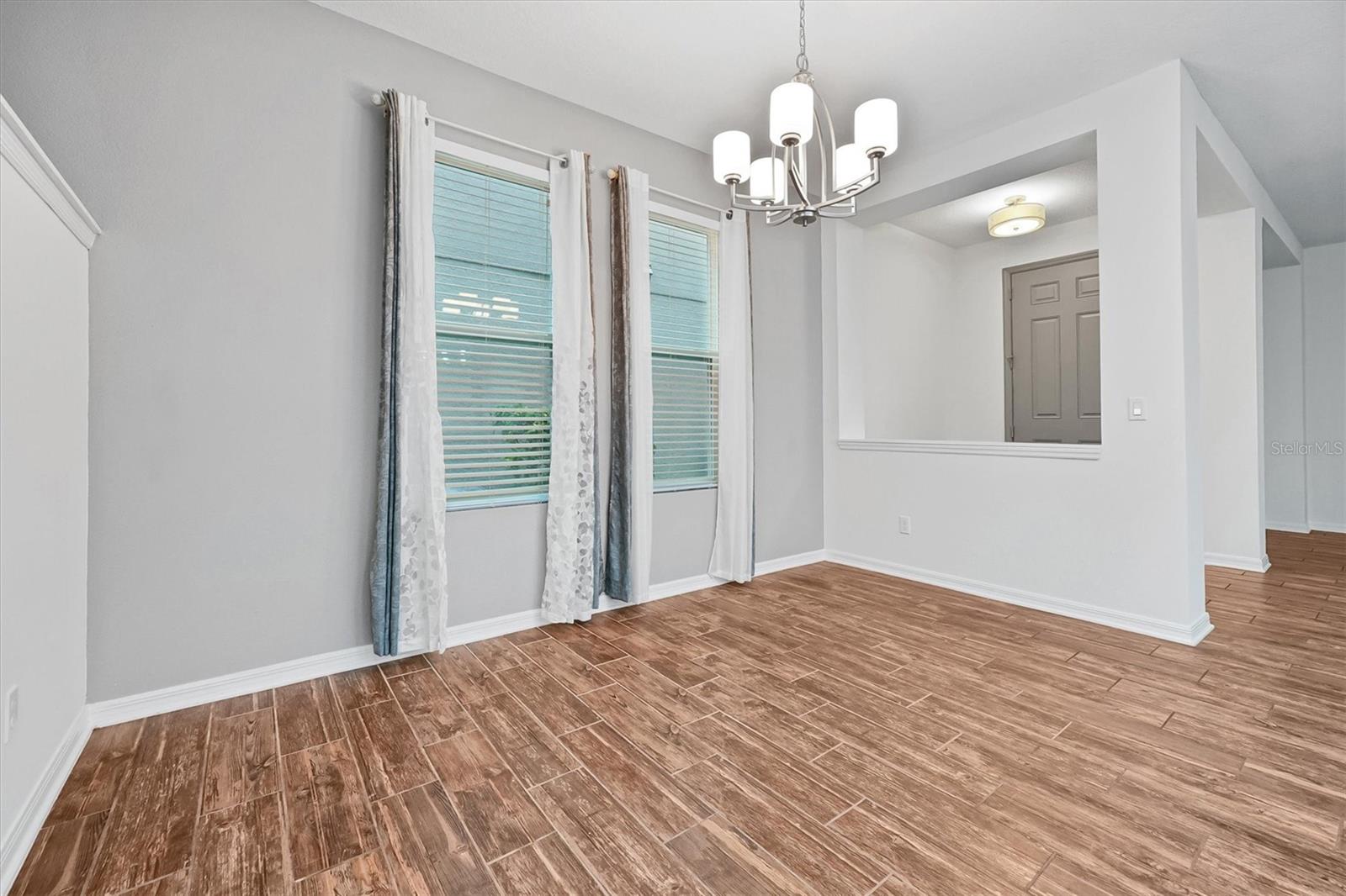 14699 Magnolia Ridge Loop Property Photo 8