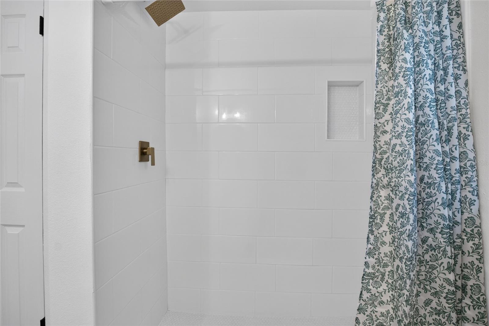 100 Pinecrest Dr Property Photo 19