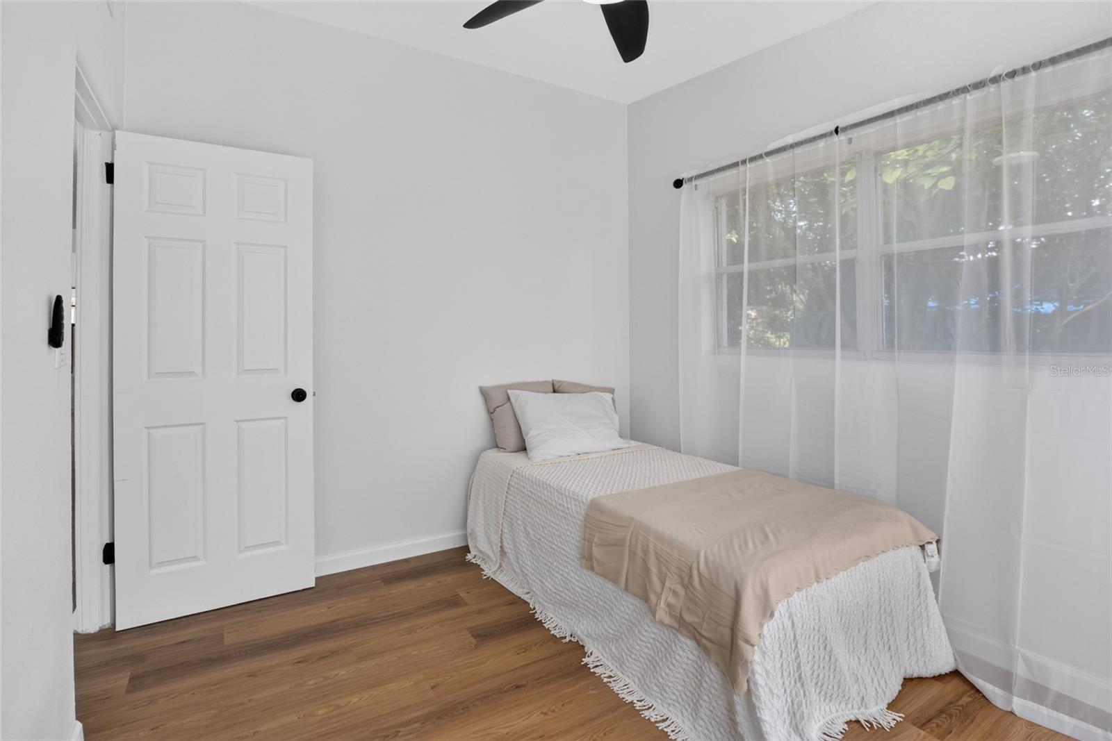 100 Pinecrest Dr Property Photo 25