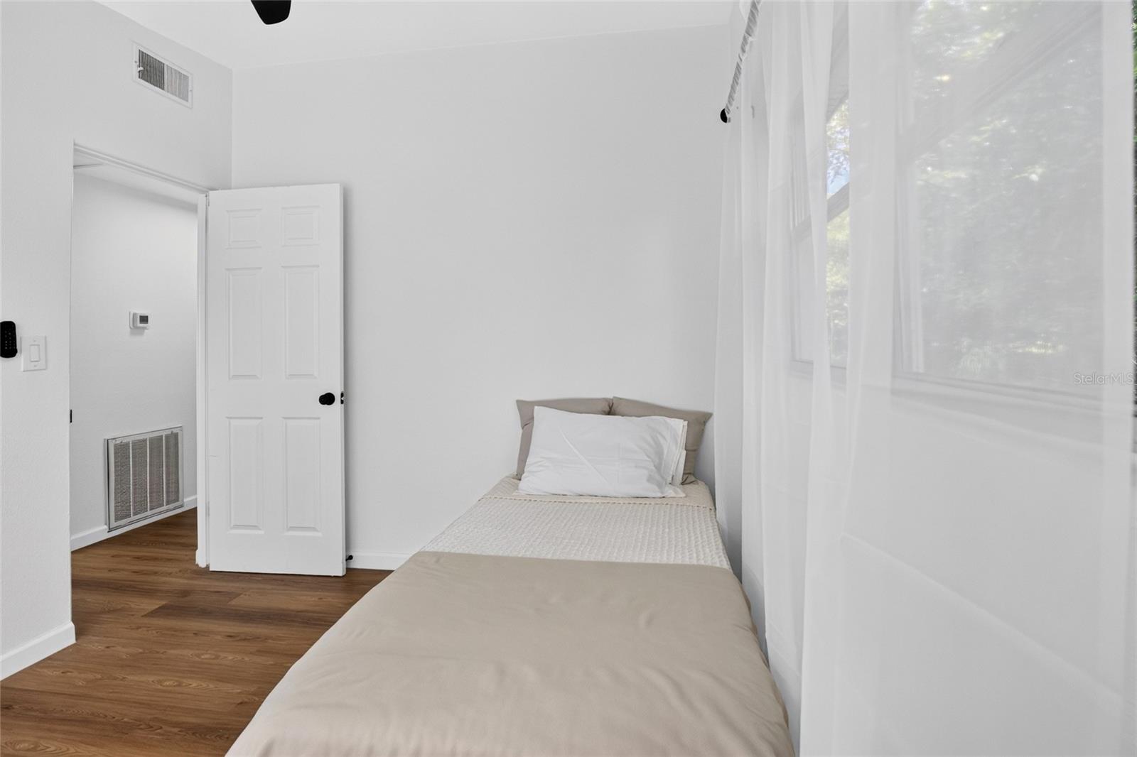 100 Pinecrest Dr Property Photo 26