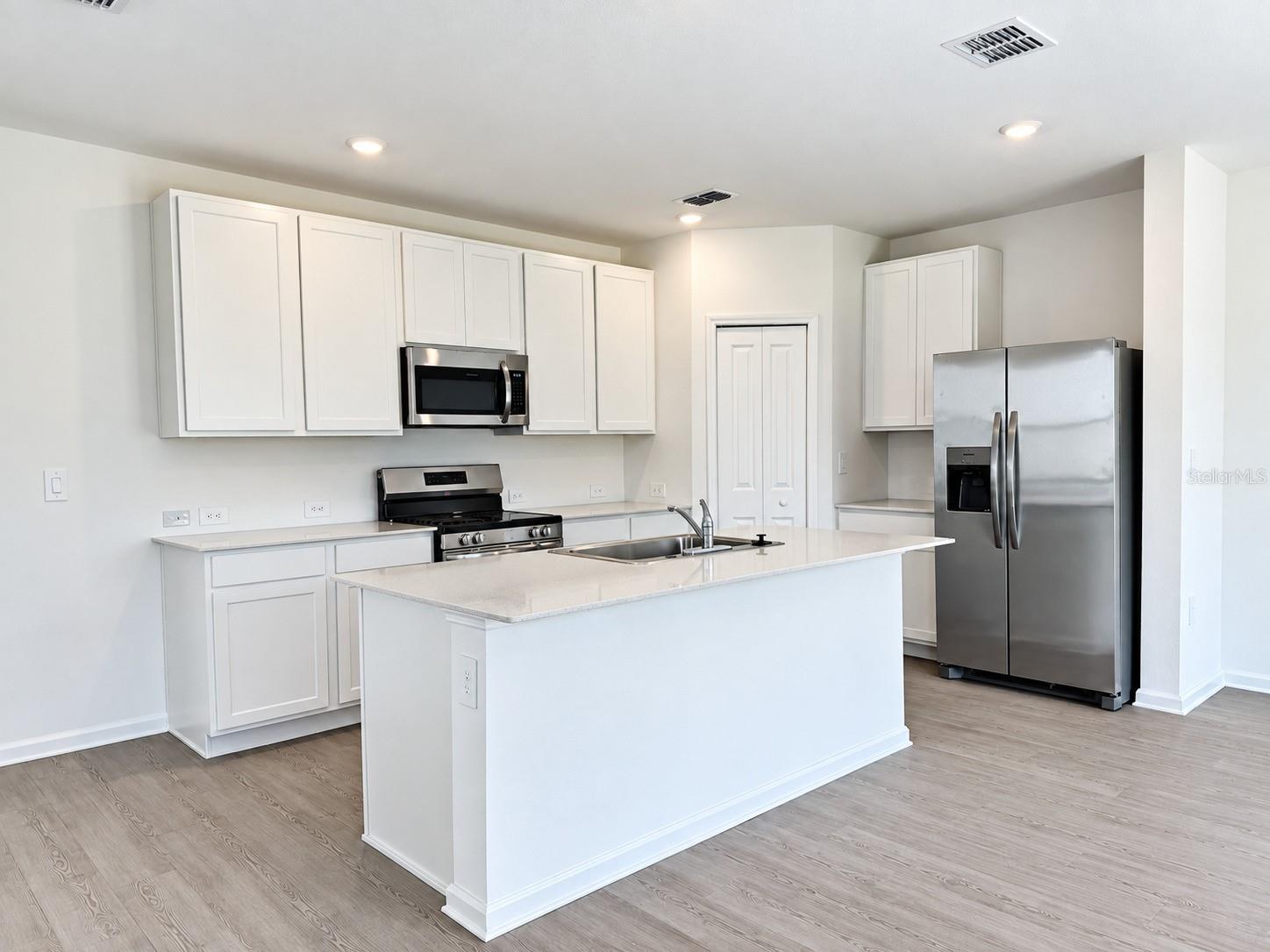6232 Botticella Blvd Property Photo 3