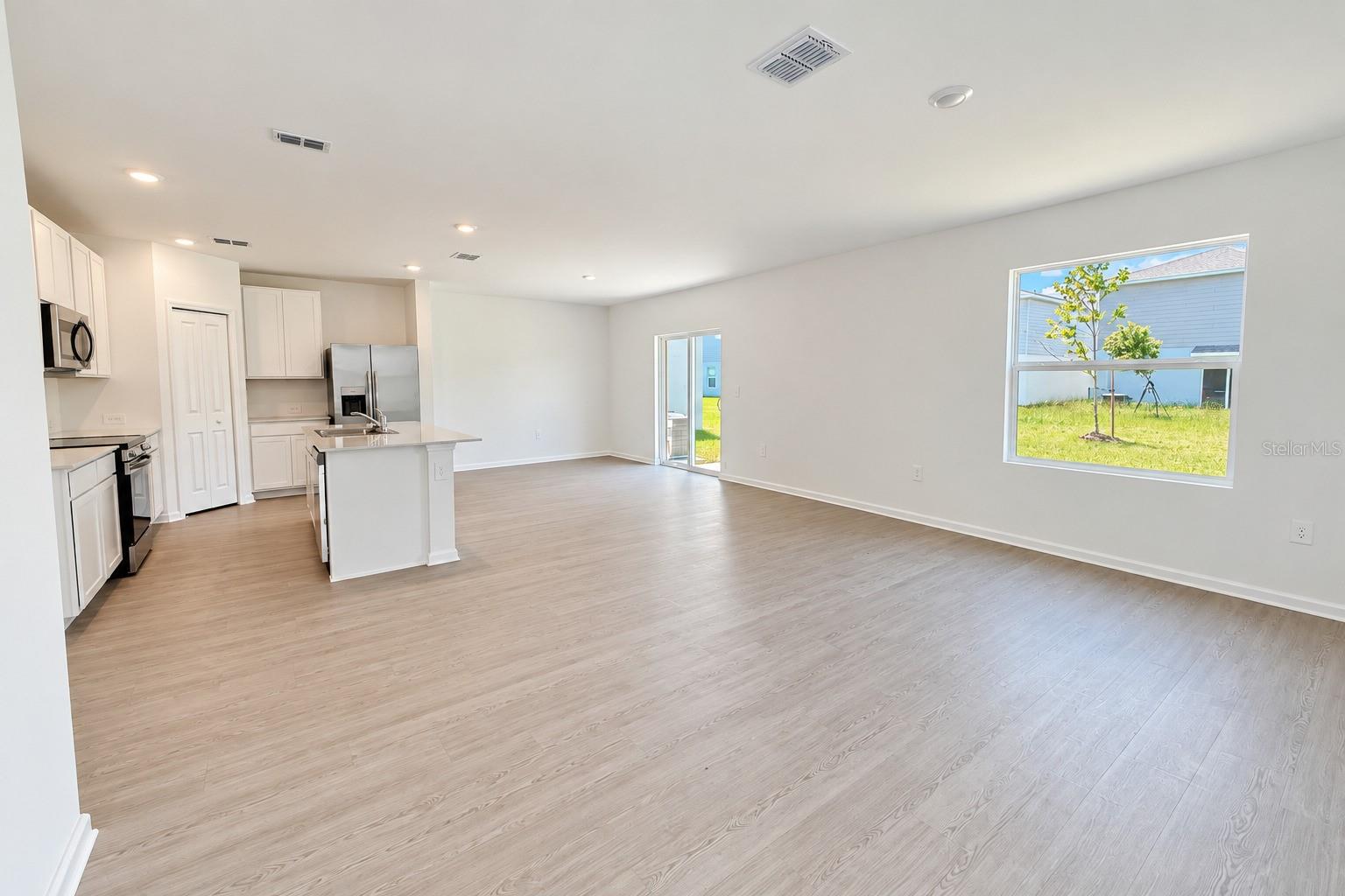 6232 Botticella Blvd Property Photo 5