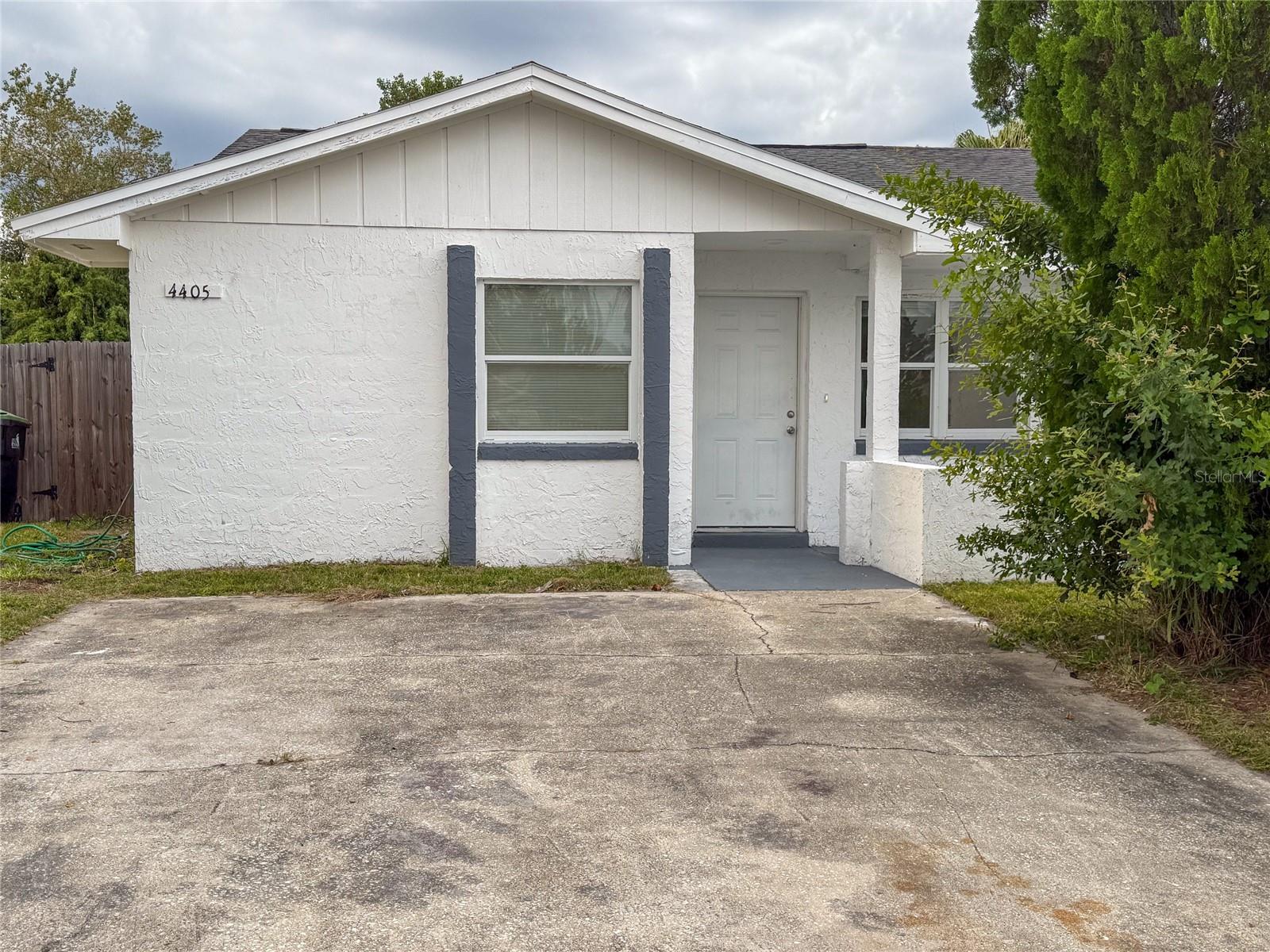 4405 Continental Blvd Property Photo 1