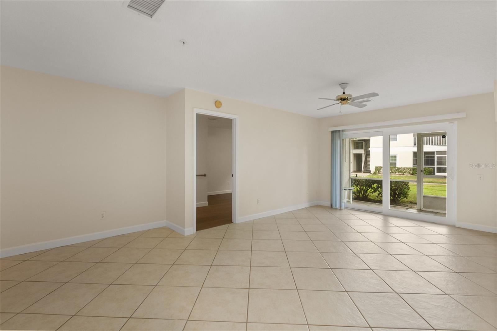 3930 Southpointe Dr #205 Property Photo 8