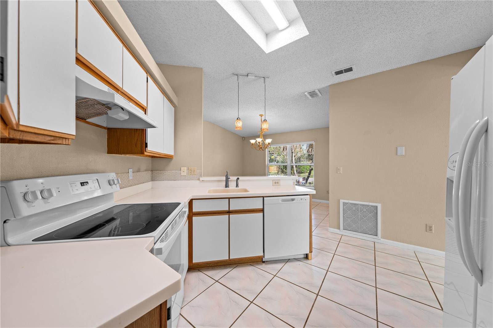 408 Lancers Dr Property Photo 16