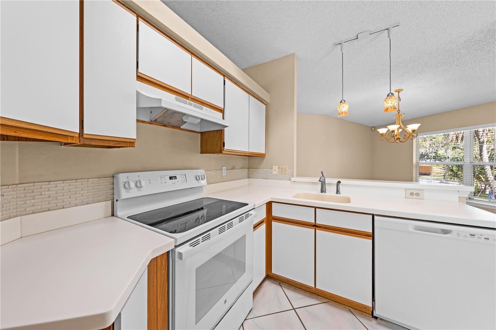408 Lancers Dr Property Photo 17