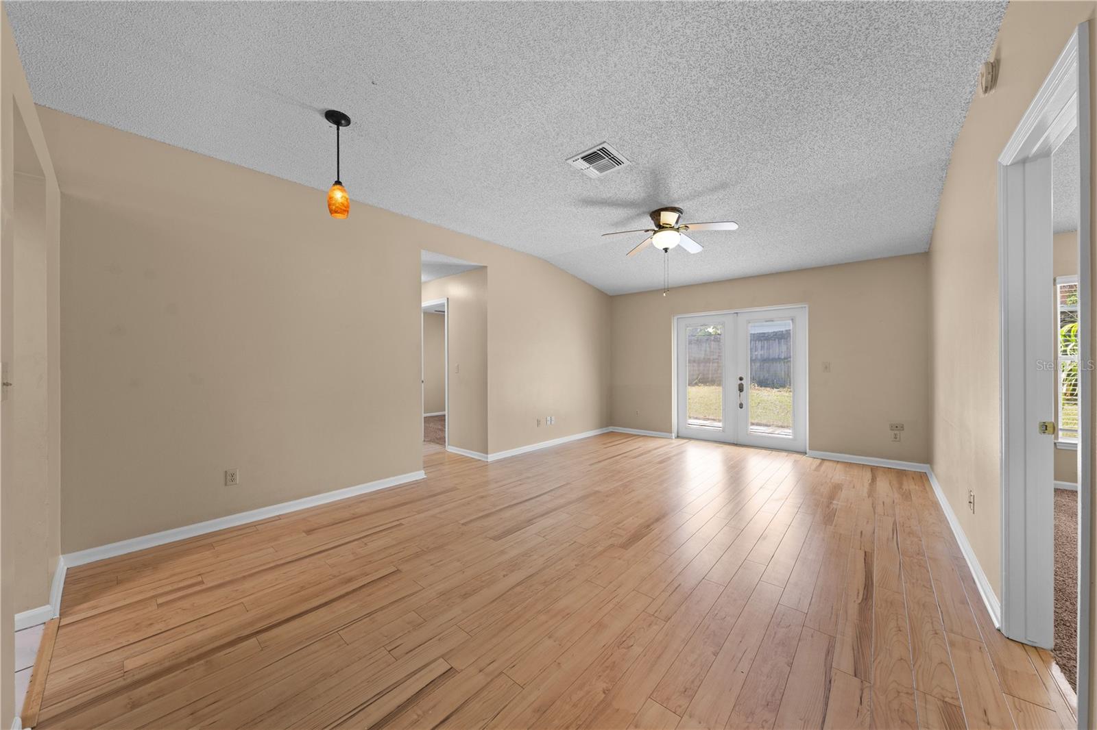 408 Lancers Dr Property Photo 22