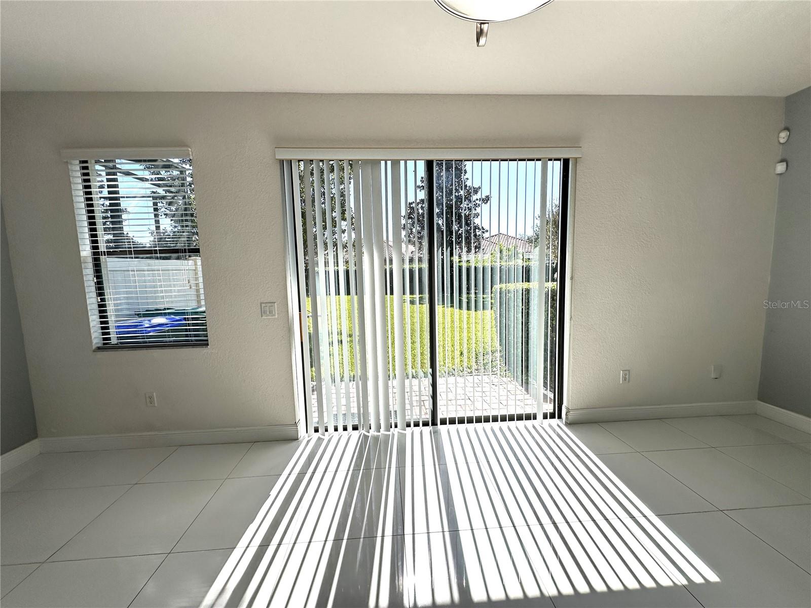 8474 Kelsall Dr Property Photo 6