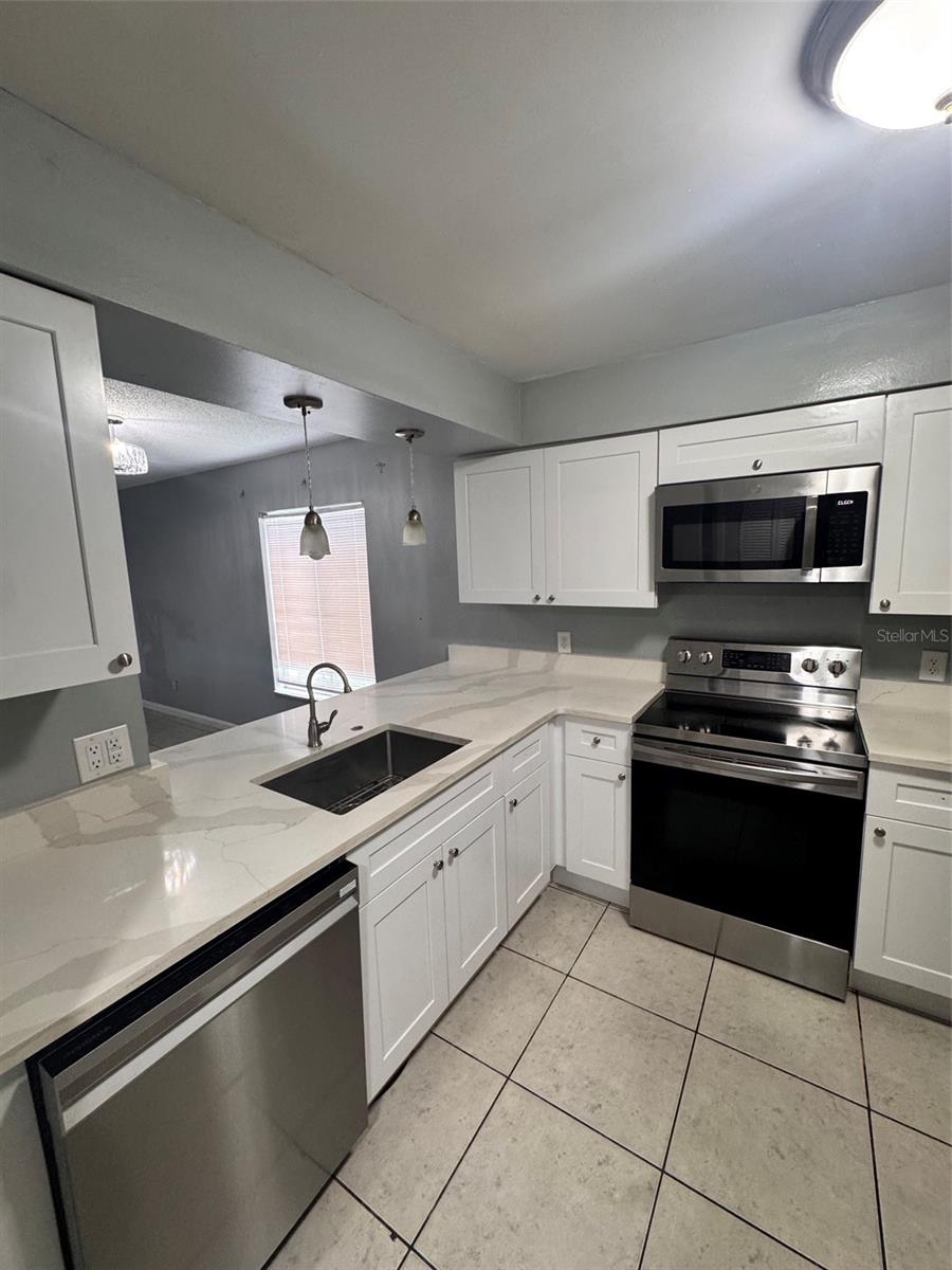 5618 Blue Shadows Ct #62-3 Property Photo 5