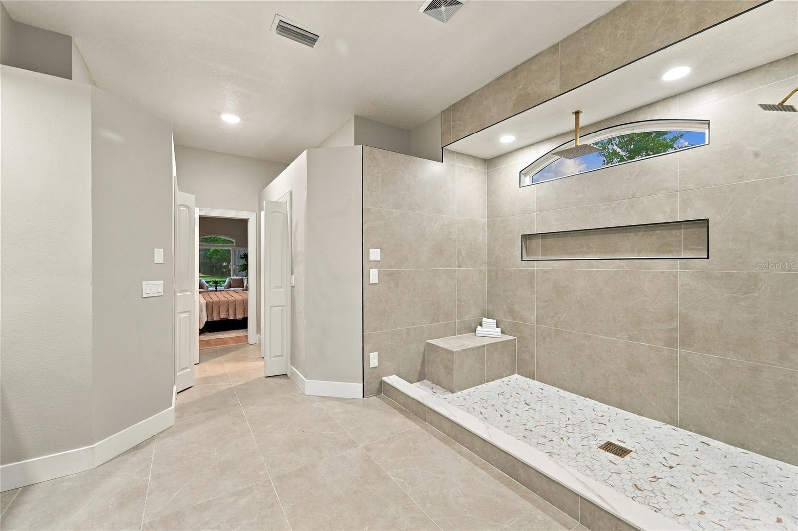 1055 Edmiston Pl Property Photo 25