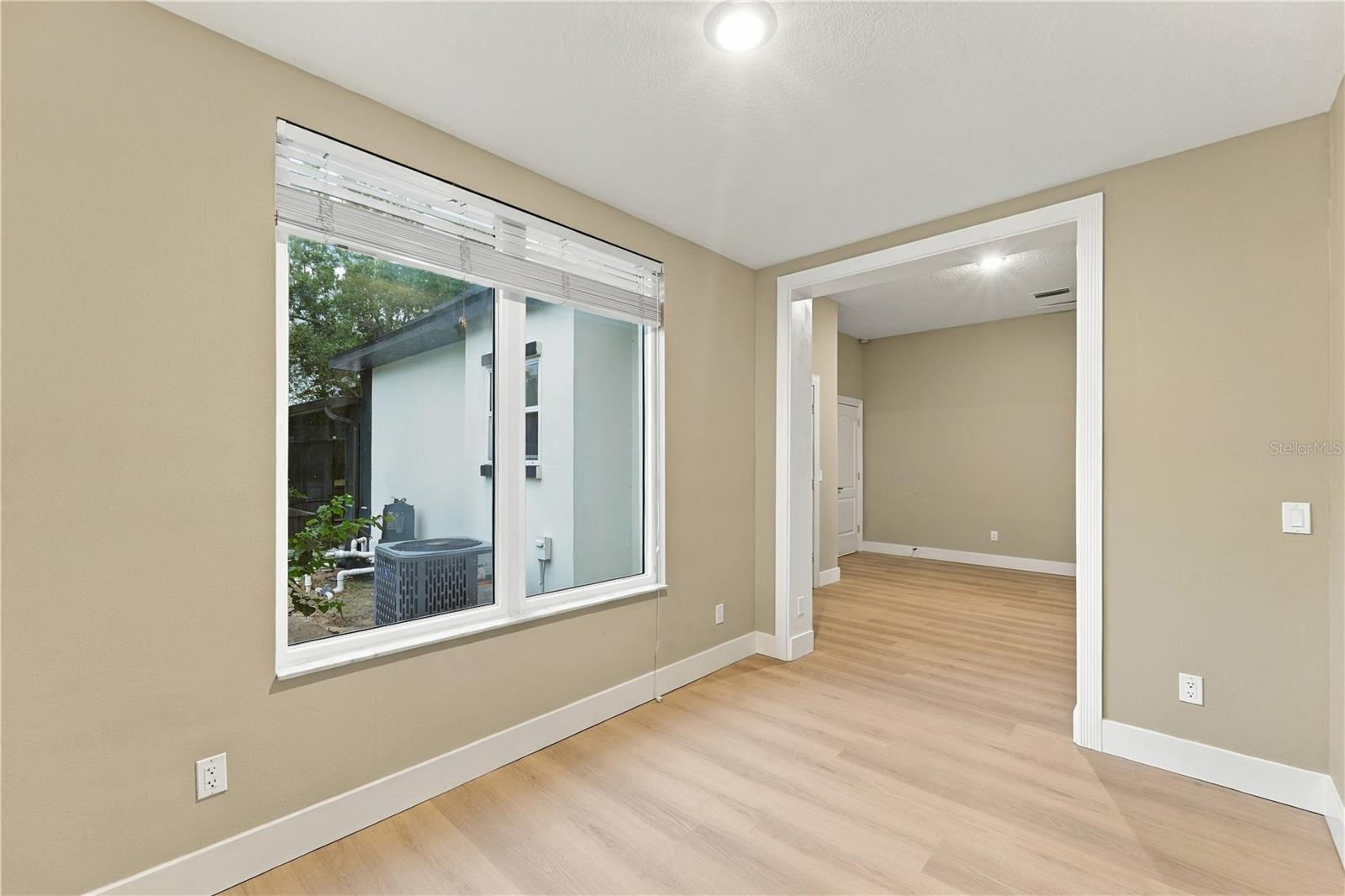 1055 Edmiston Pl Property Photo 34