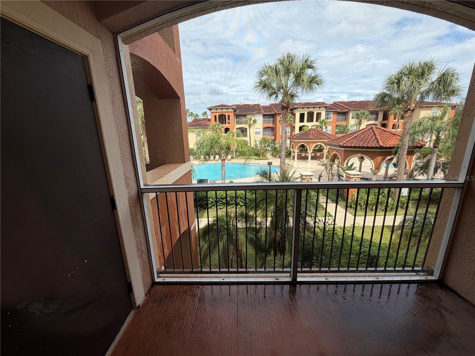 5578 Metrowest Blvd #204 Property Photo 4