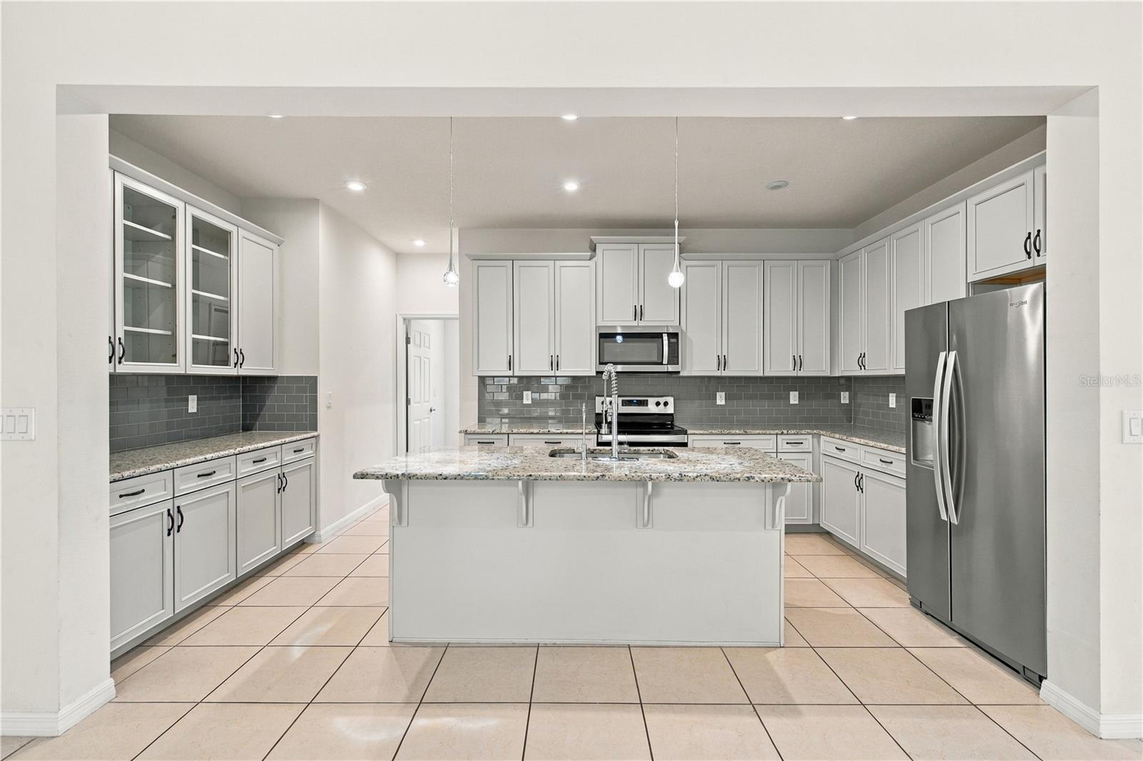 2500 Avian Loop Property Photo 14