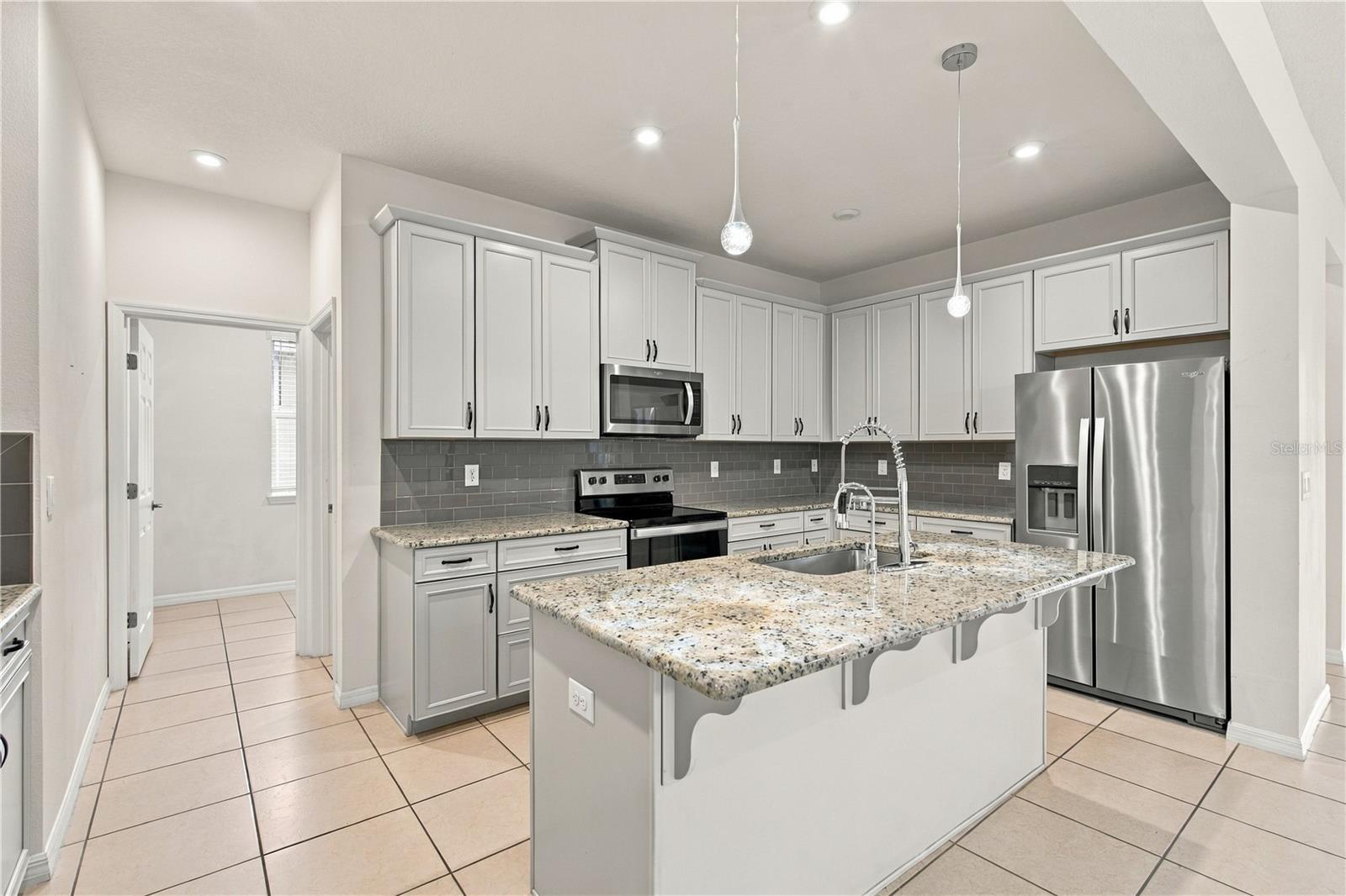 2500 Avian Loop Property Photo 15