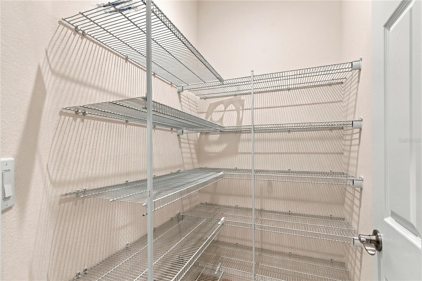 2500 Avian Loop Property Photo 19