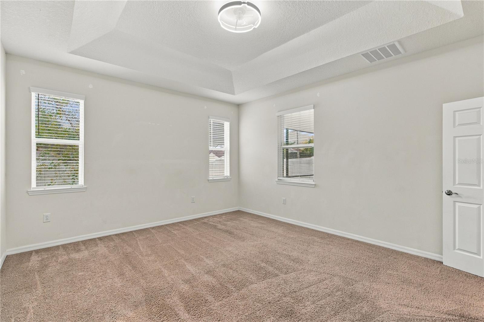 2500 Avian Loop Property Photo 24