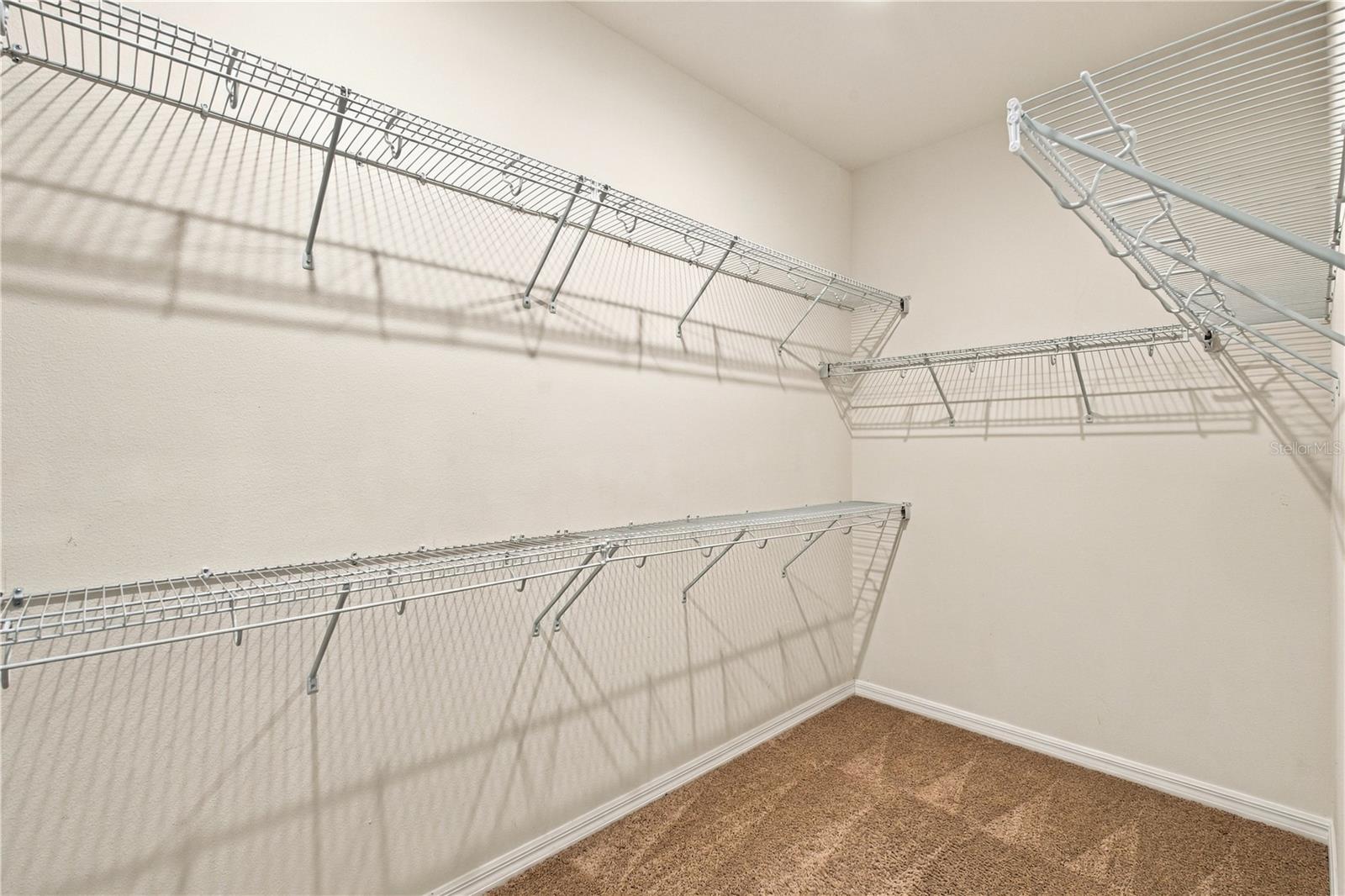 2500 Avian Loop Property Photo 26