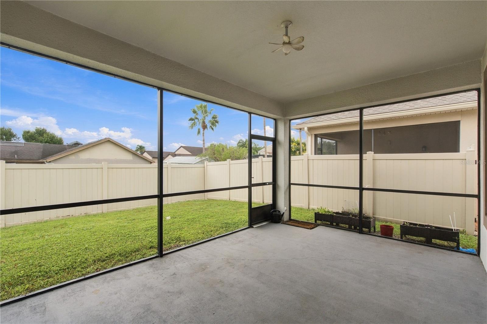 2500 Avian Loop Property Photo 34