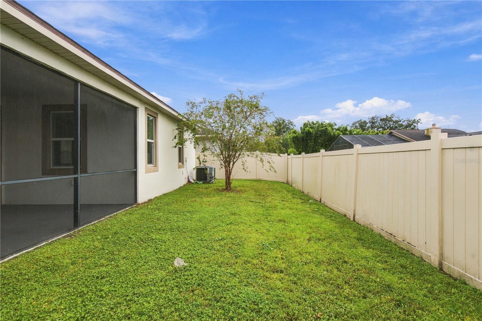 2500 Avian Loop Property Photo 39