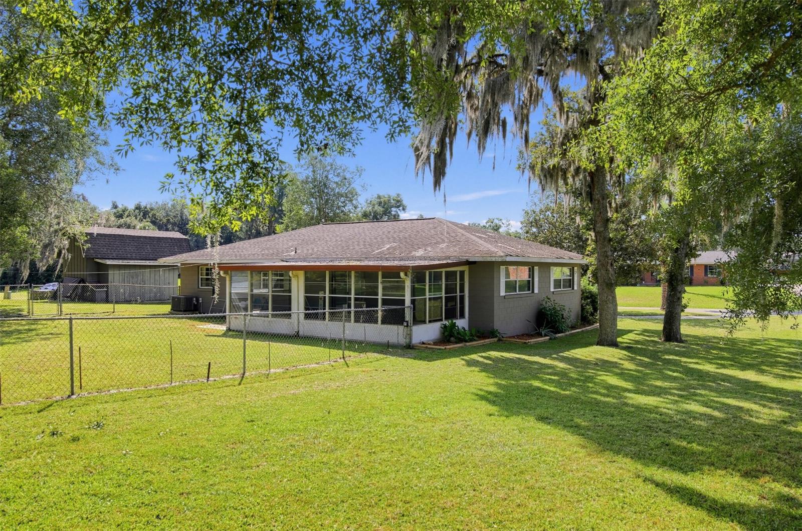 8065 Sw 100th Lane Rd Property Photo 18