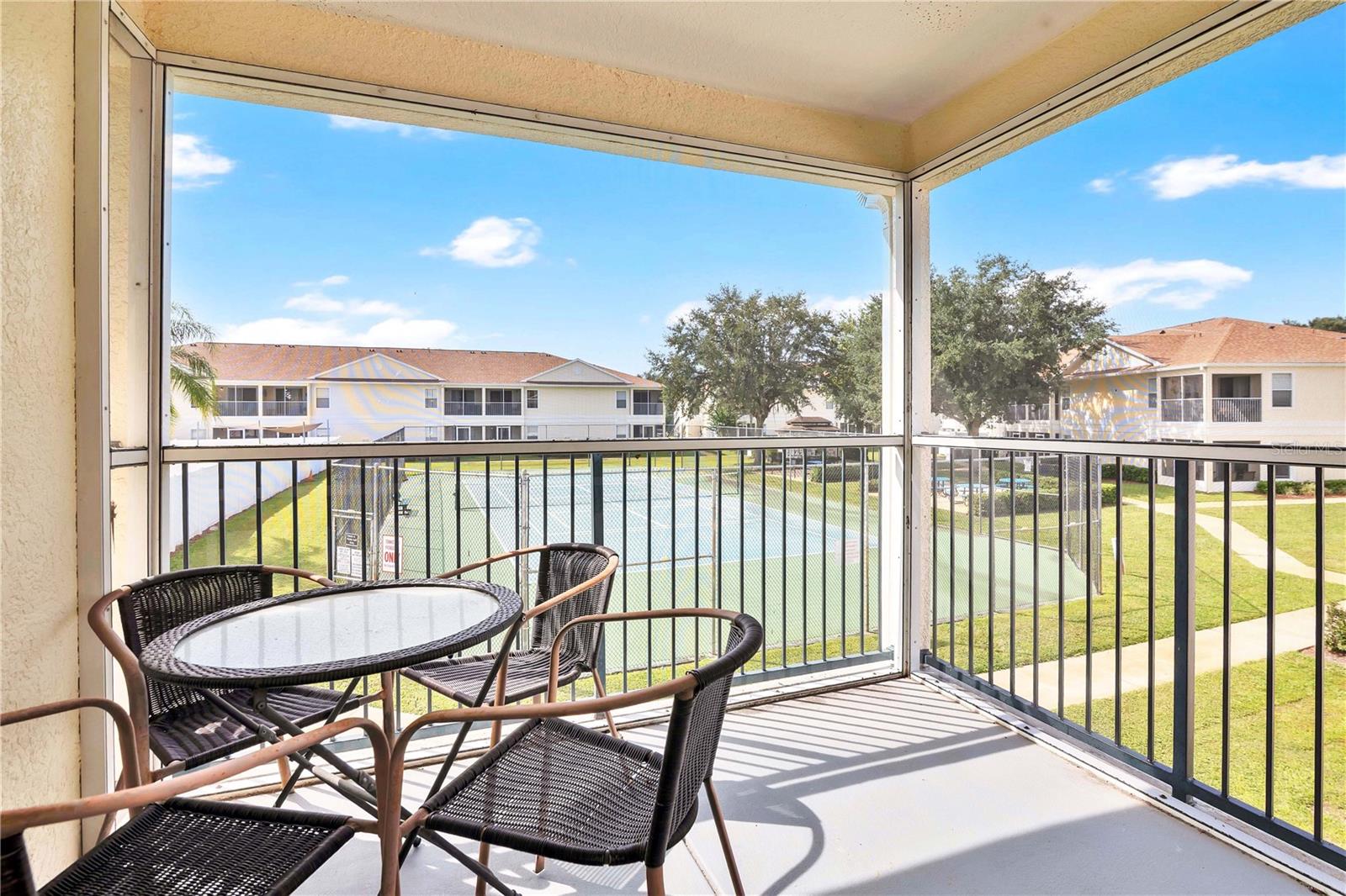 8810 Grand Palms Cir #b Property Photo 7