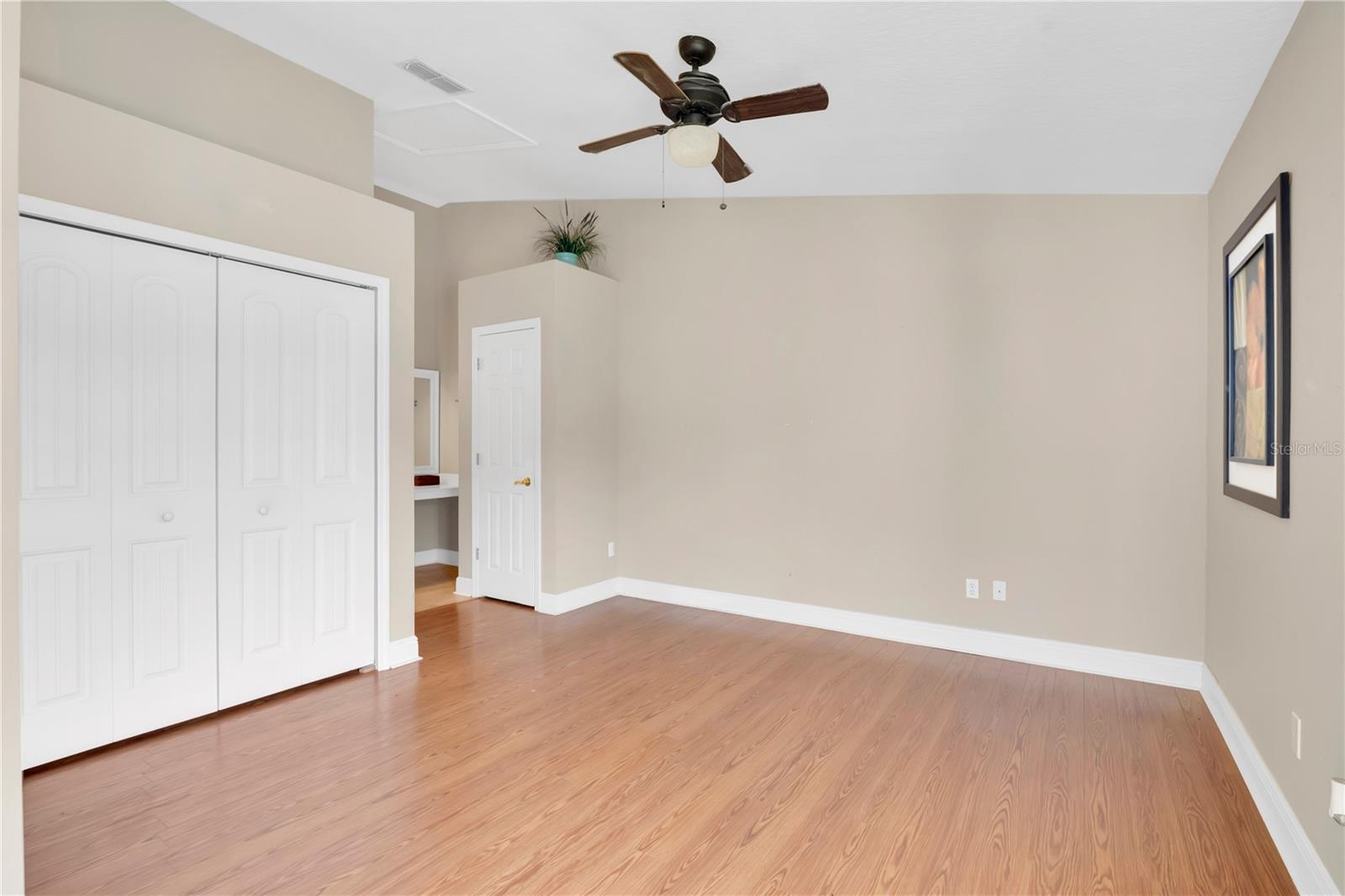 8810 Grand Palms Cir #b Property Photo 18